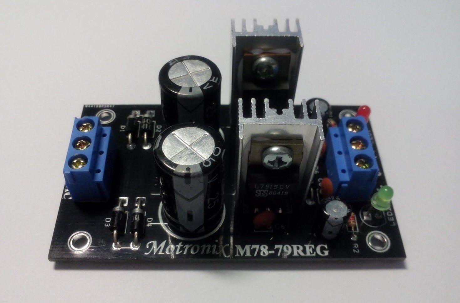 Dual Voltage Regulator Module +/12Vdc or 15Vdc or 18Vdc Positive